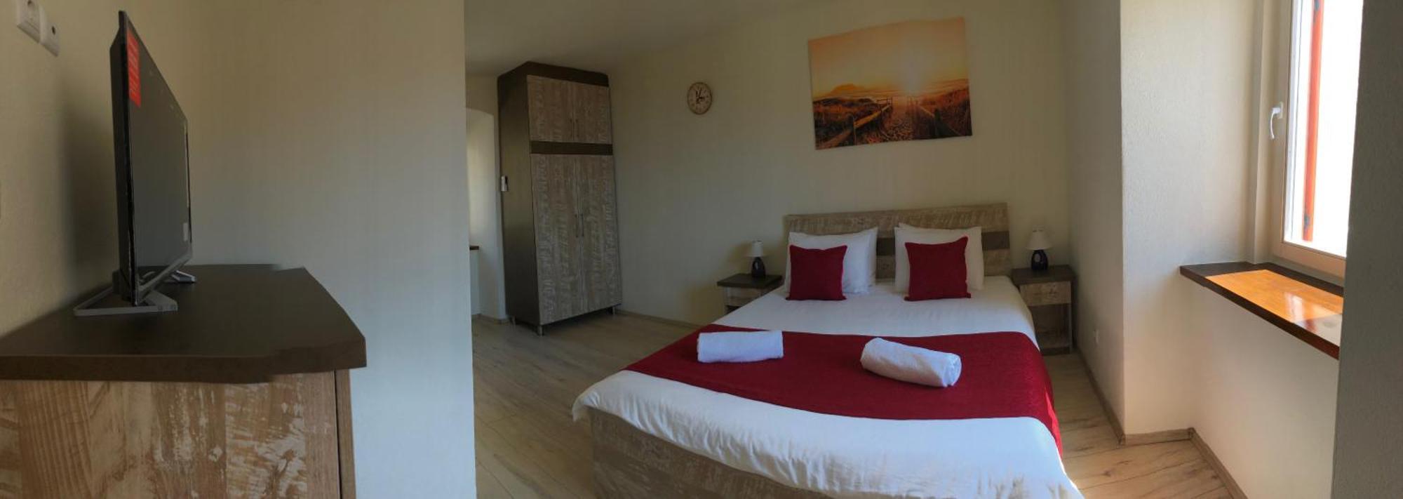 Romantic Hotel Centar 오미살즈 외부 사진