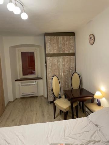 Romantic Hotel Centar 오미살즈 외부 사진